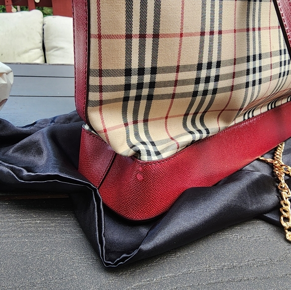 EUC Burberry Tote - Picture 5 of 5